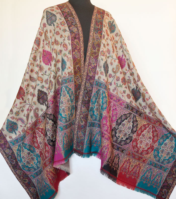 http://heritagetradingonline.com/JJ/J13-KM-6106-pashmina-paisley-shawl/1.jpg