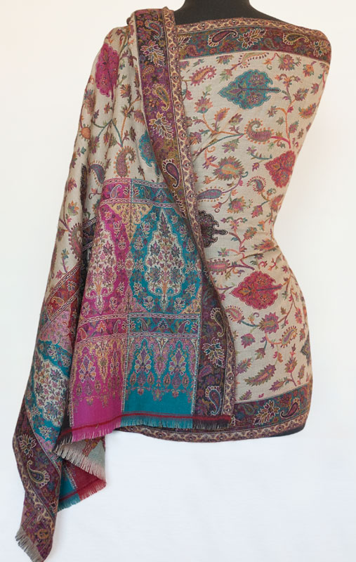 http://heritagetradingonline.com/JJ/J13-KM-6106-pashmina-paisley-shawl/9.jpg